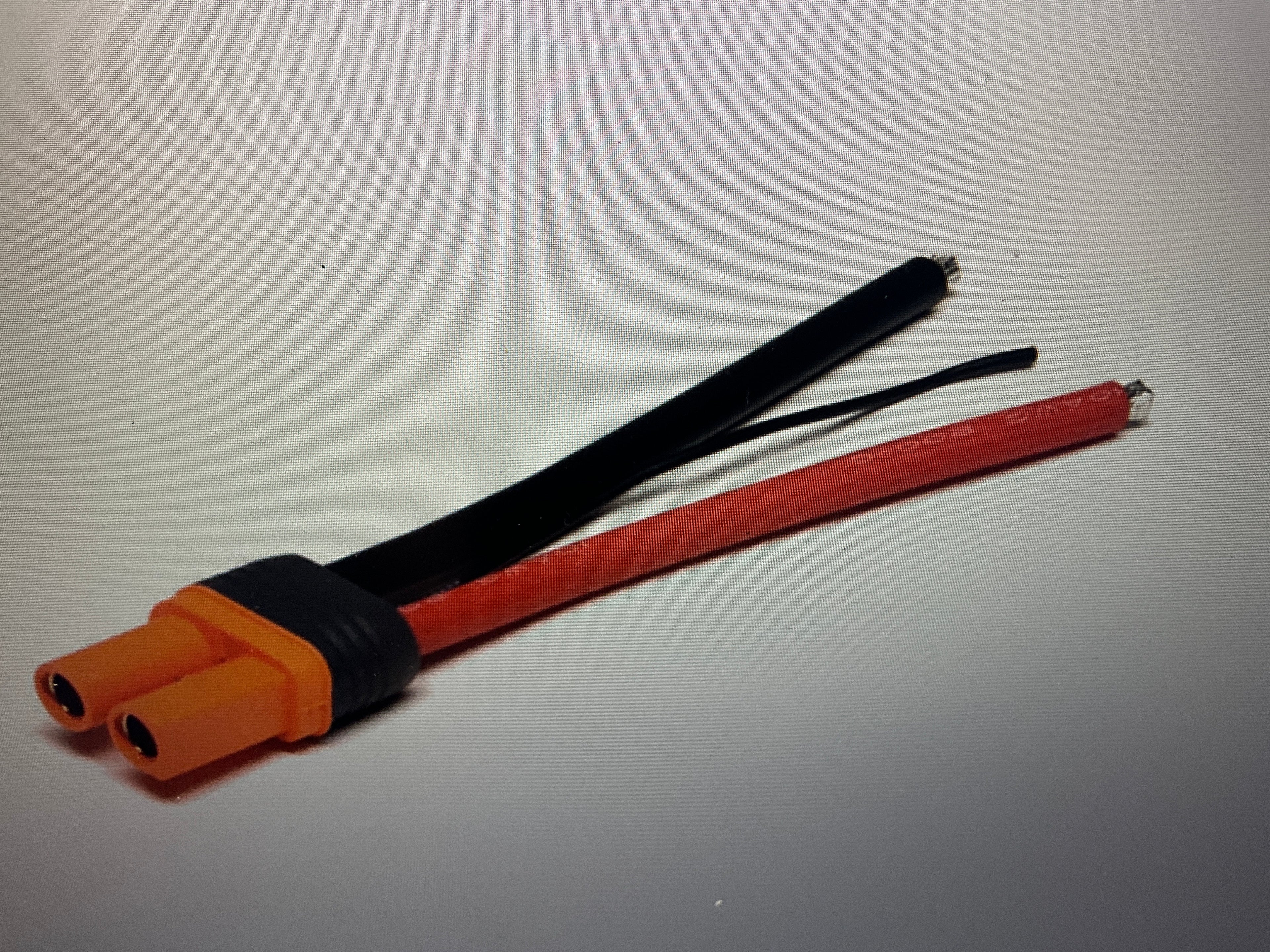 Spektrum Accessories Connector: IC5 Battery with 4" Wires, 10 AWG