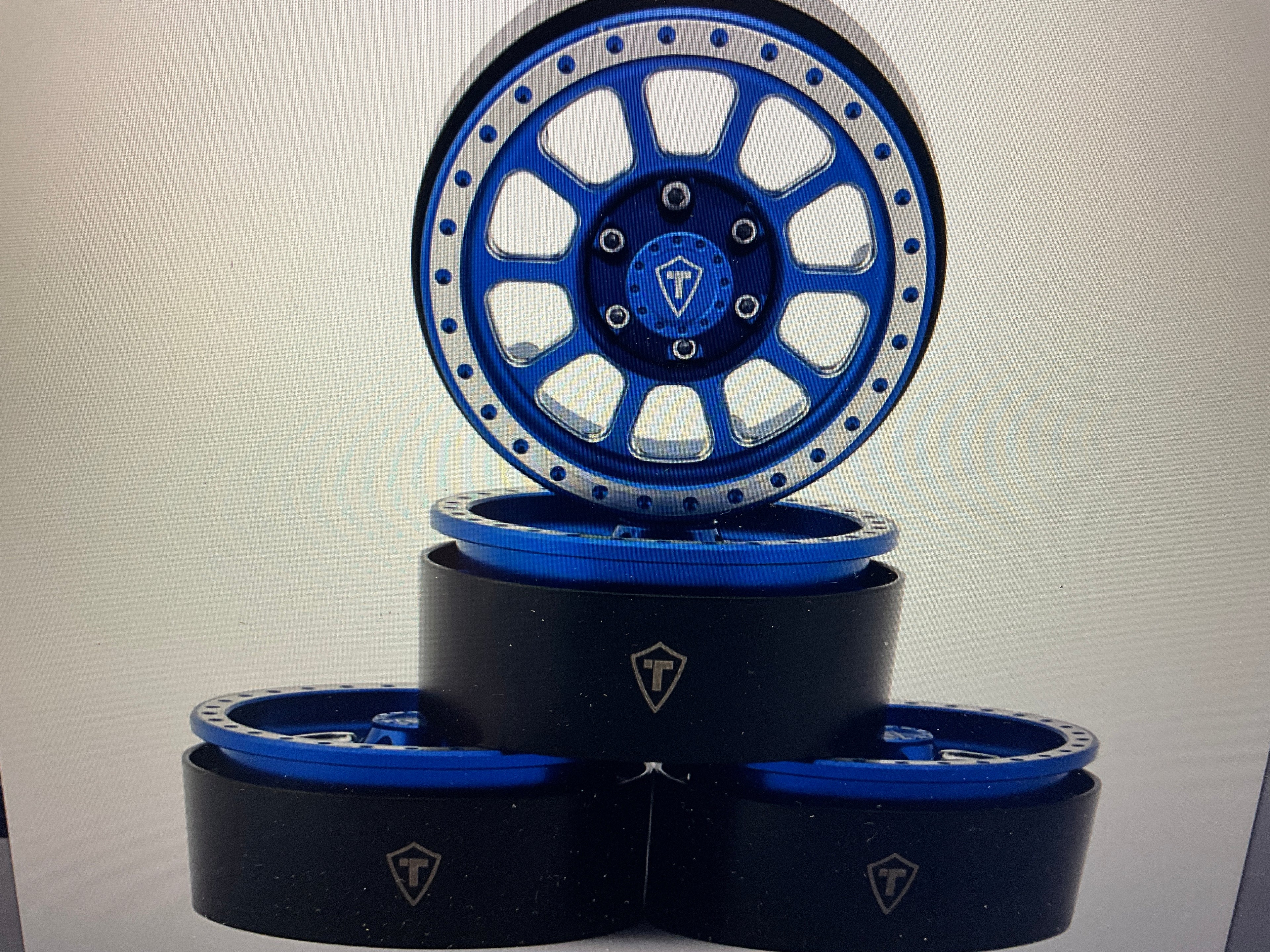 Treal Hobby Type V2 1.9" Beadlock Wheels (4)