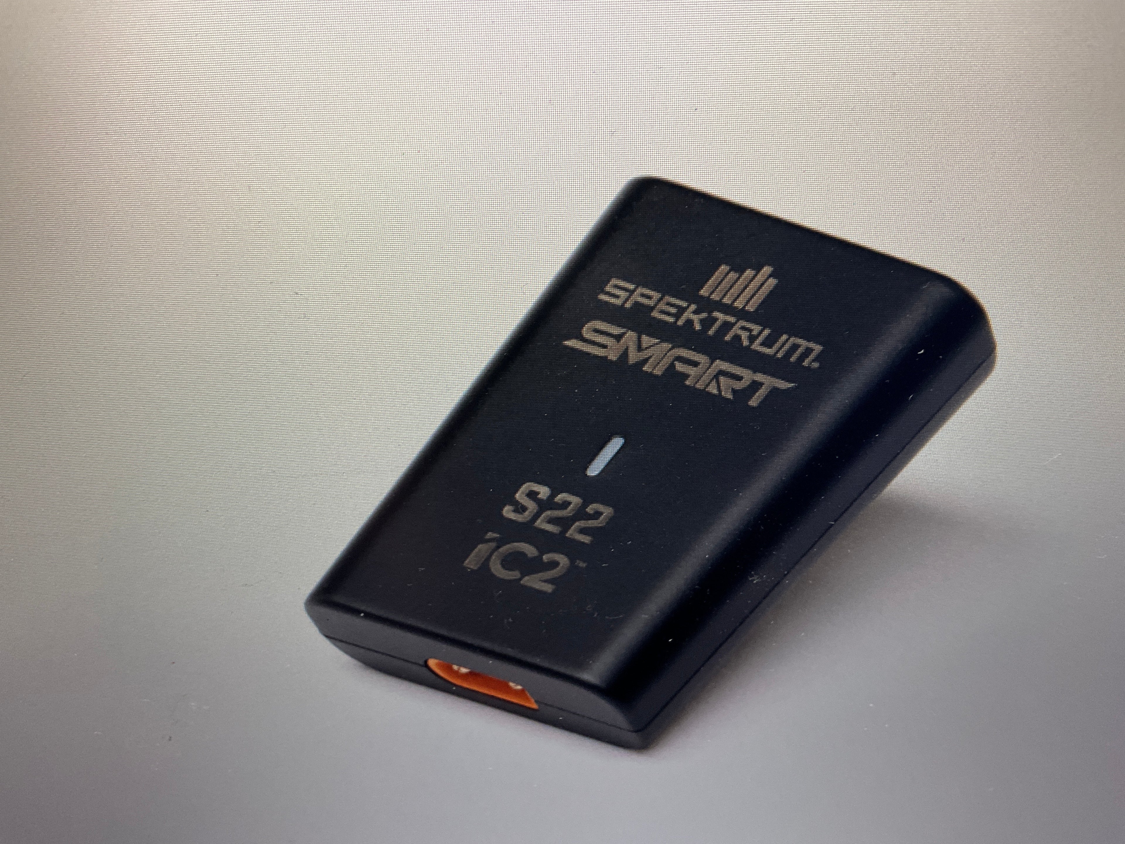 Spektrum S22 G2 USB-C G2 2S & 3S LiPo 20W Smart Charger: IC2