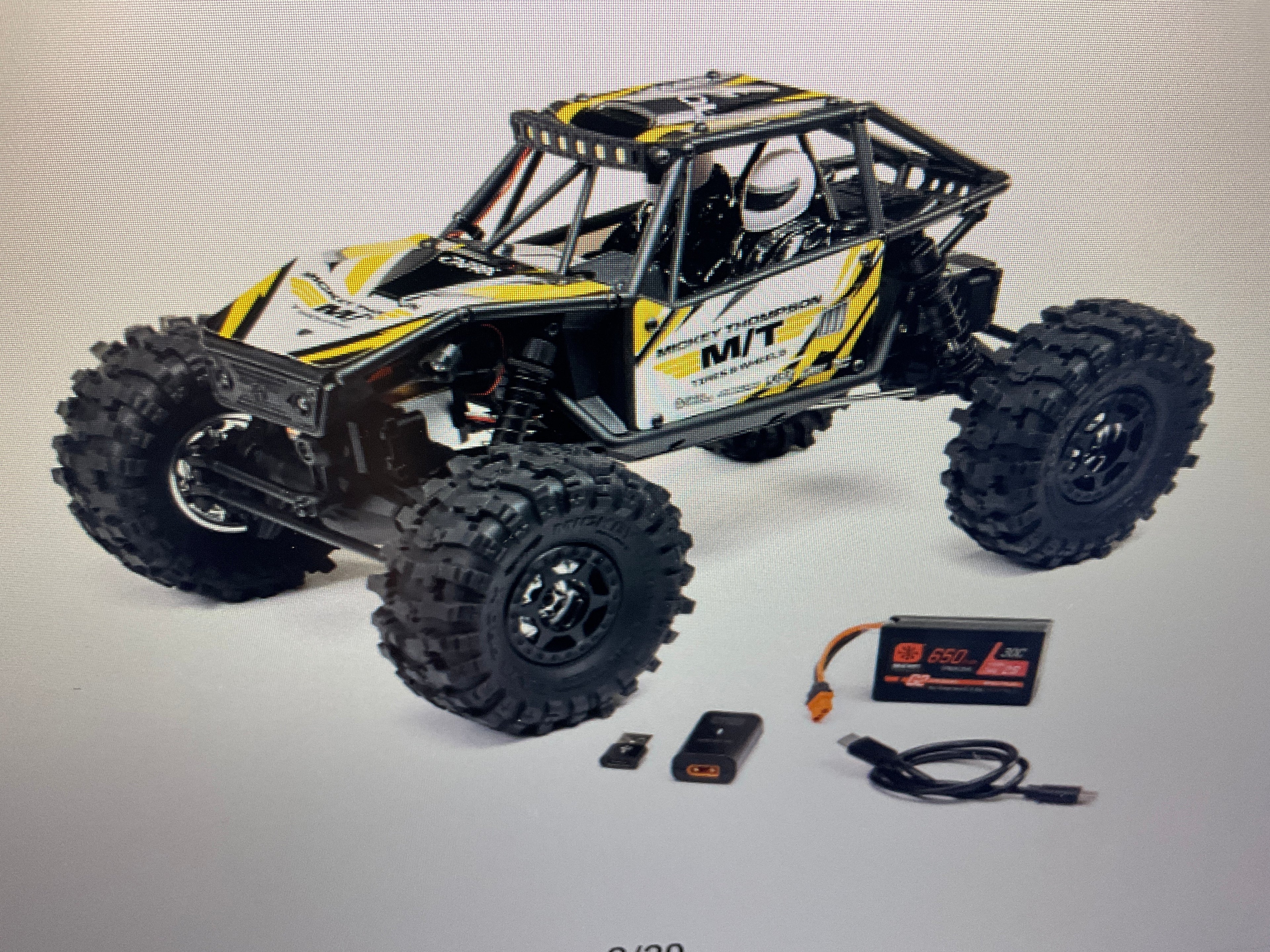 AXIAL 1/18 UTB18 Capra 4WS 4X4 RTR Brushed Rock Crawler (Battery & Charger Included), Yellow