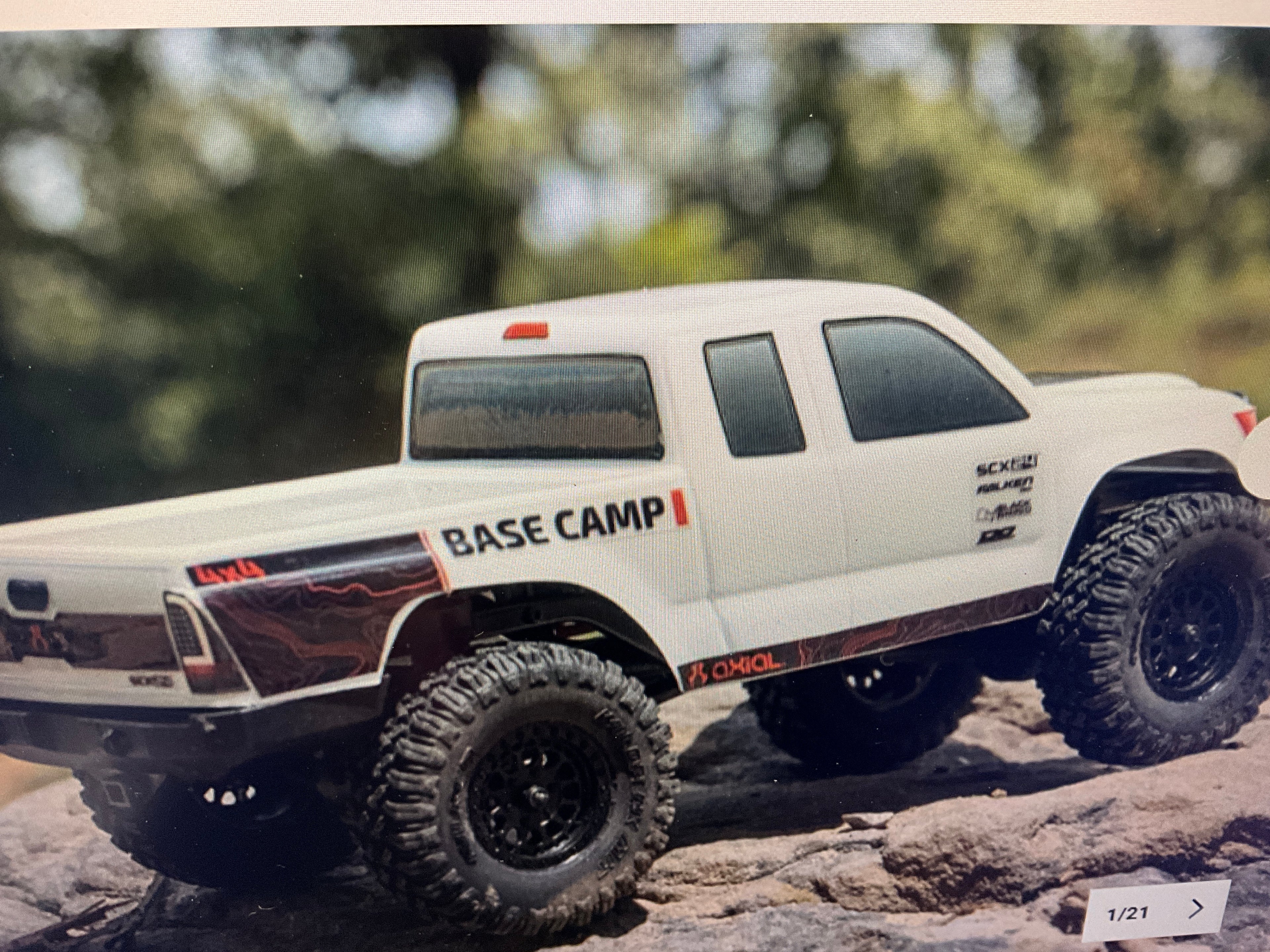 AXIAL 1/24 SCX24 Base Camp 4WD Rock Crawler Brushed RTR with Battery & Charger