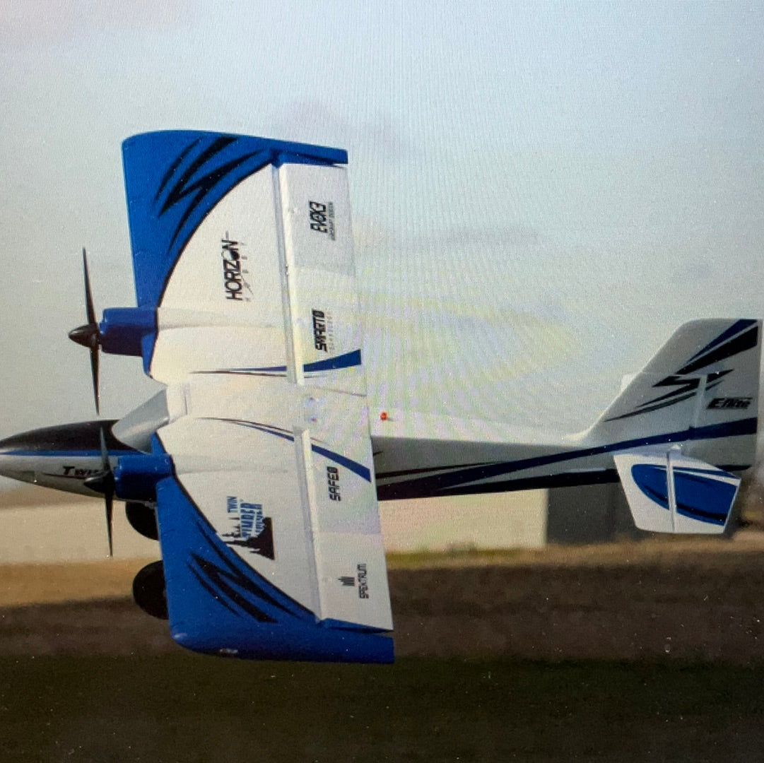 E-FLITE Twin Timber 1.6m PNP