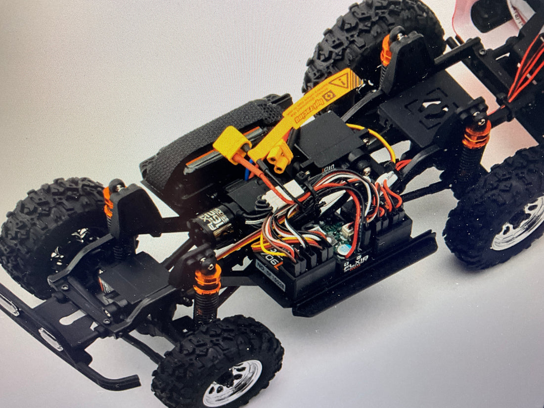 HPI Venture18 Flux 1985 Toyota Hilux SR5 1/18 RTR 4WD Brushless Rock Crawler (Red) w/2.4GHz Radio, Battery &amp; Charger