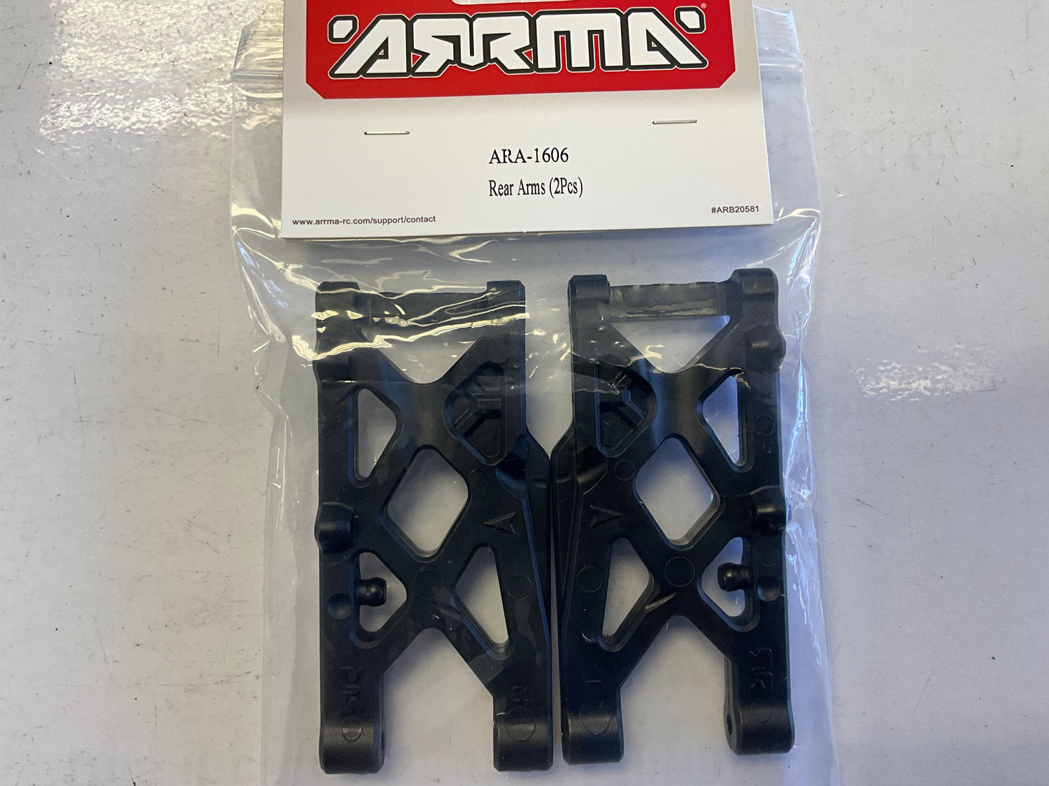 ARRMA Rear Arms (2)