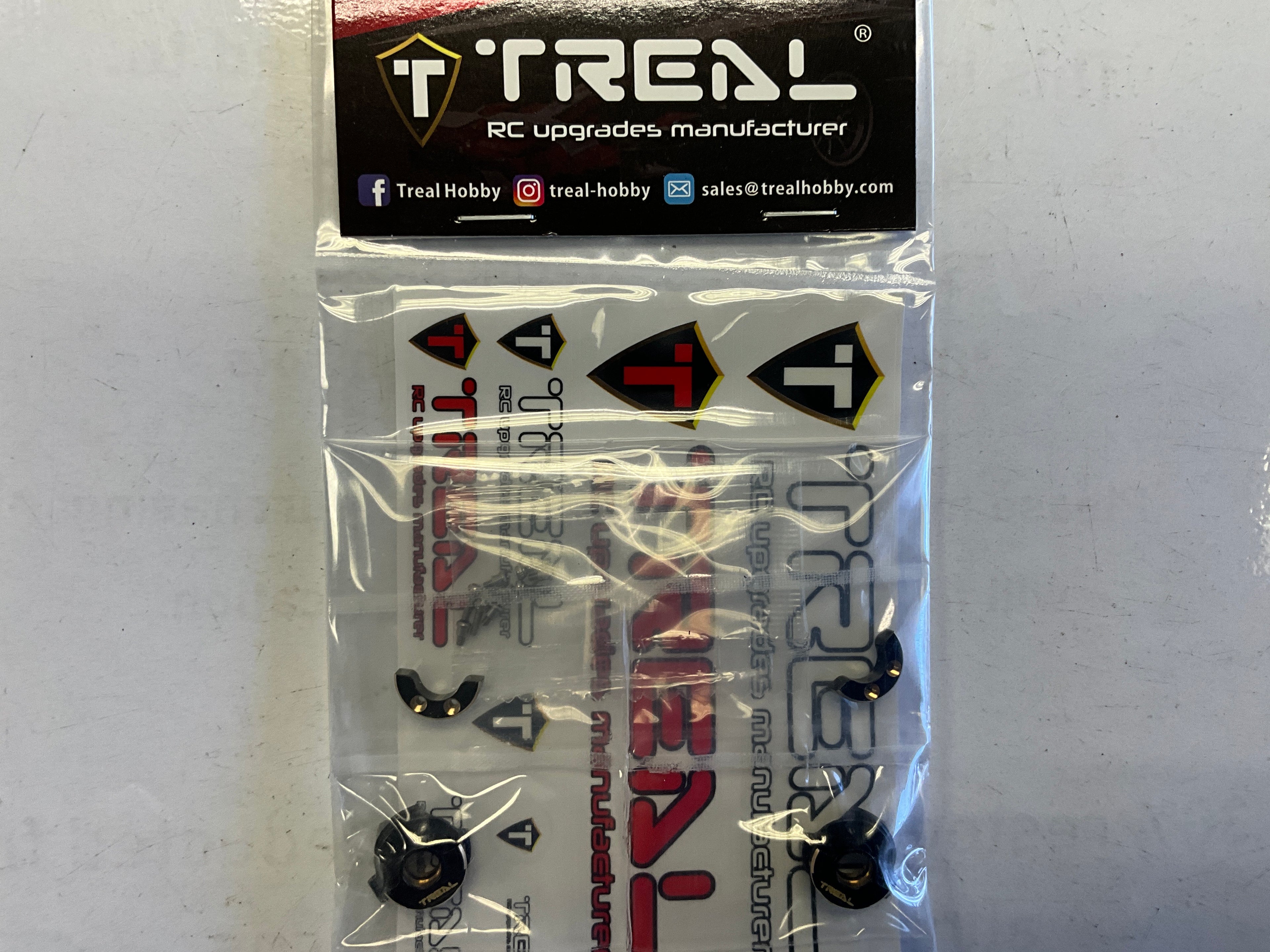 Treal Hobby SCX30 Brass Steering Knuckles (Black) (2) (7.75g ea)