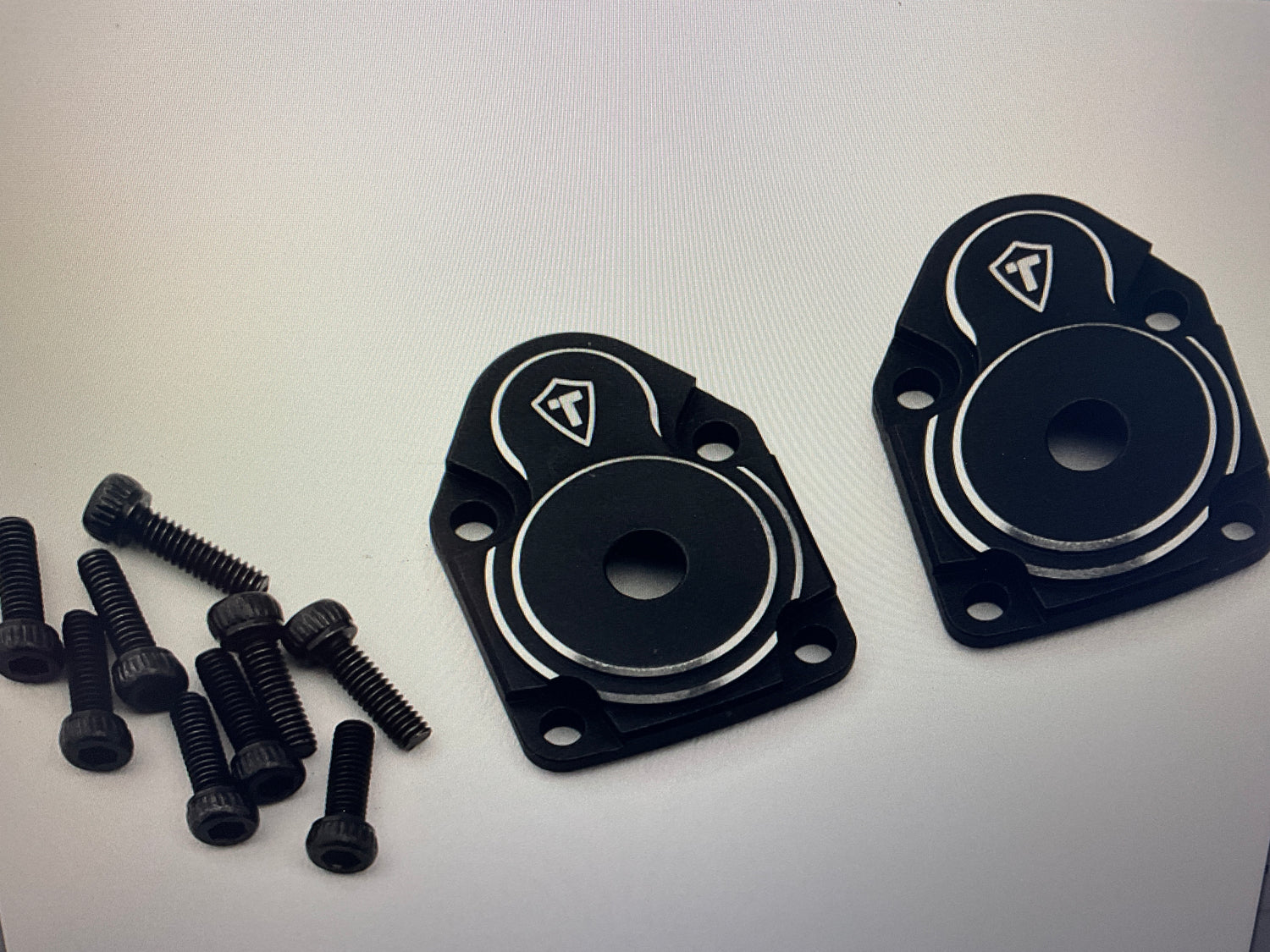 Treal Hobby Axial UTB18 Aluminum Portal Covers (Black) (2)