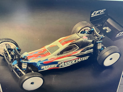 Leadfinger Racing Team Associated RC10B7 Retro-Mod 1/10 2WD Buggy Body (CLEAR)