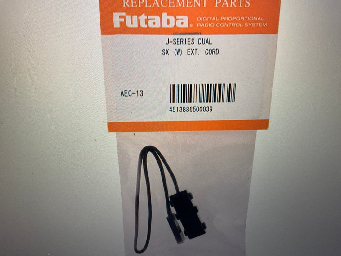 Futaba J-Series Dual Hub Y-Harness Servo Extension