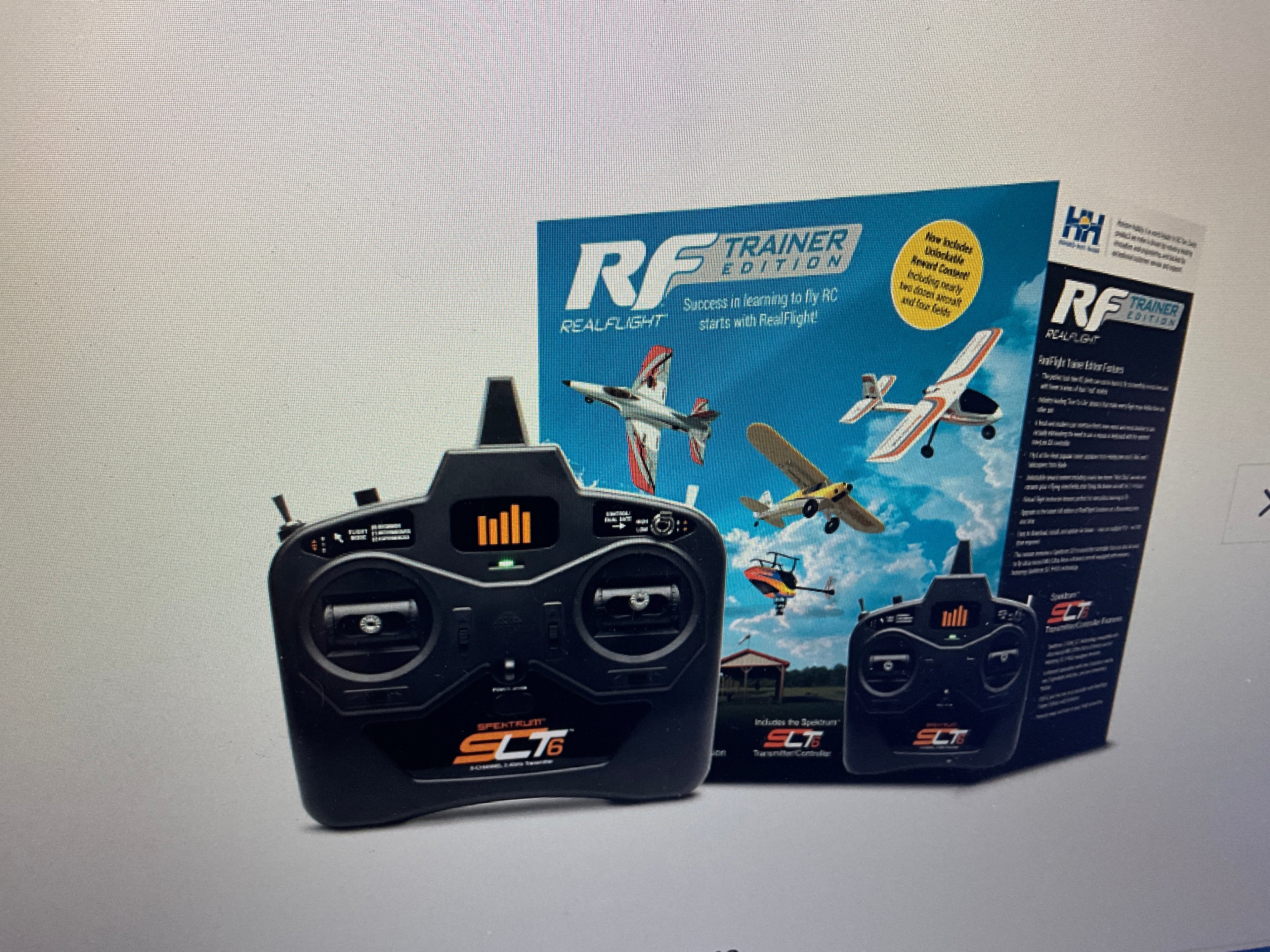 RealFlight Trainer Edition RC Flight Simulator with SLT6 Transmitter/Controller
