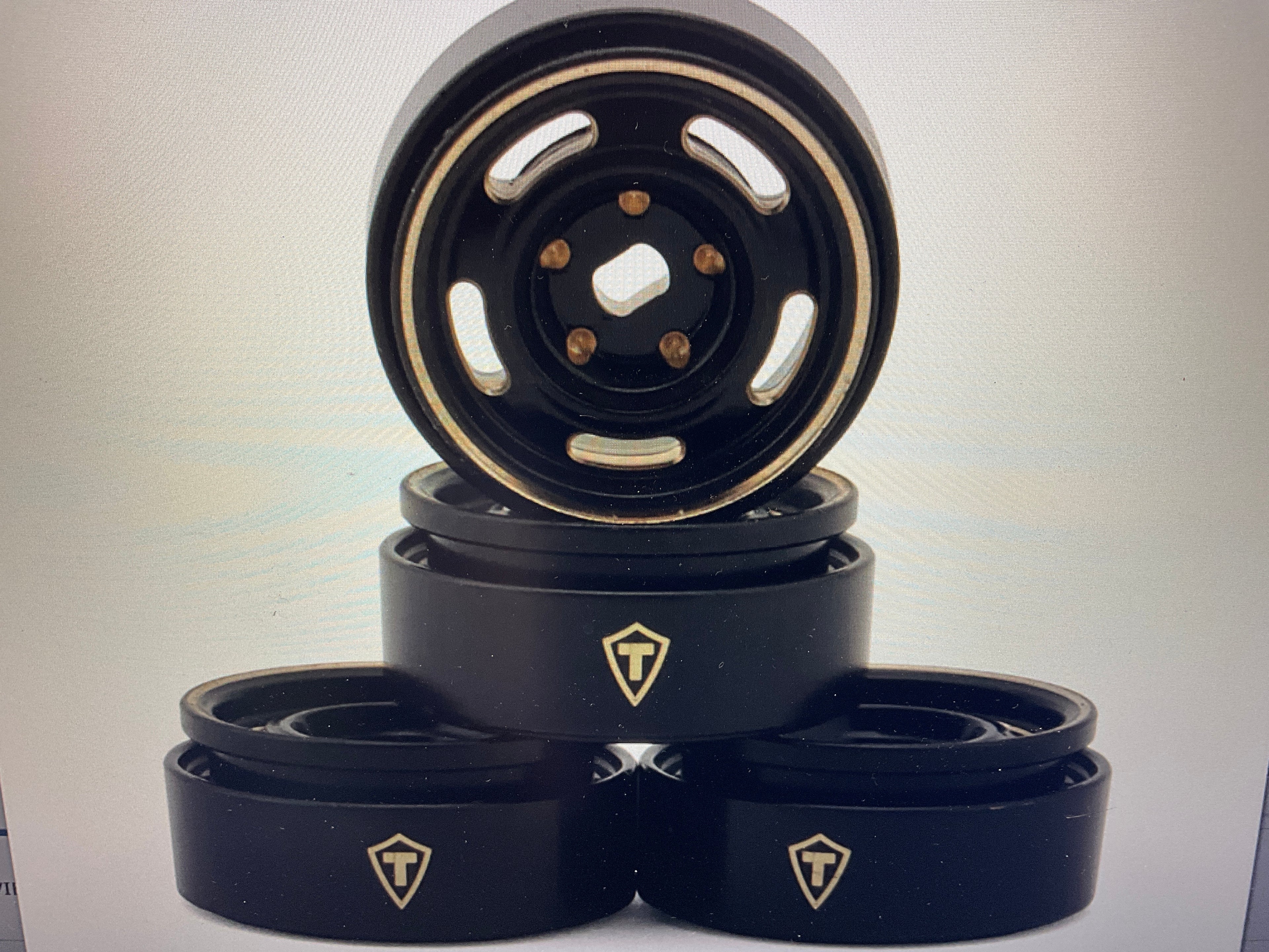 Treal Hobby 0.7" 5-Slot Brass Micro Rock Crawler Beadlock Wheels (Black/Gold) (4) (14g ea)