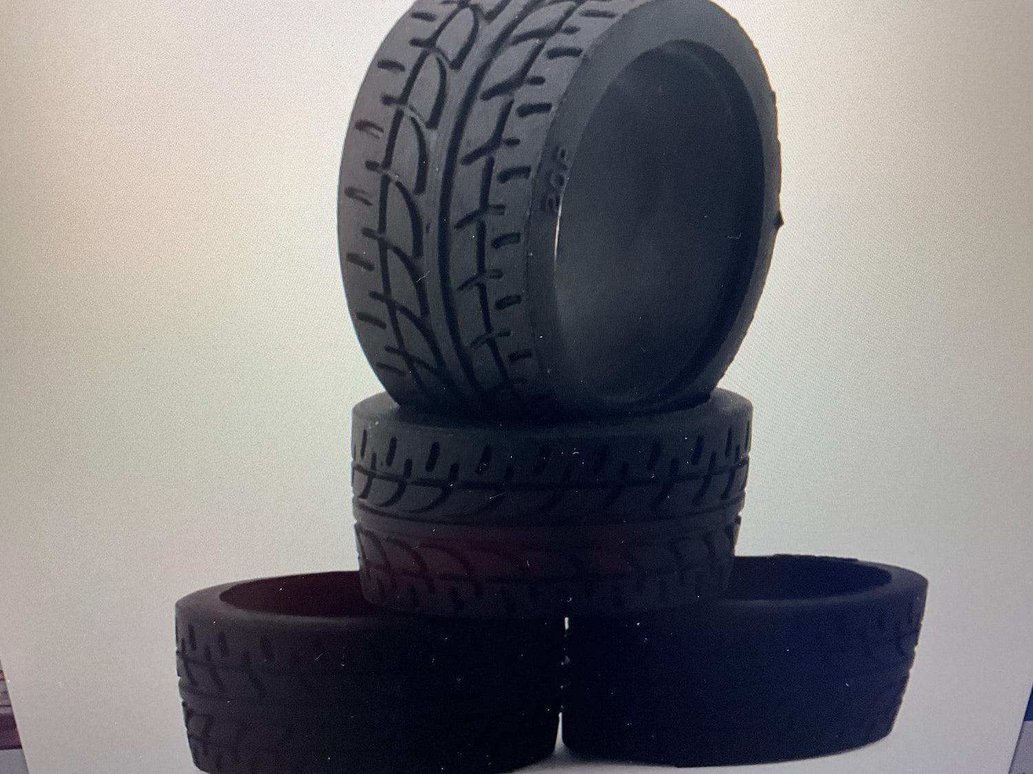 Kyosho Mini-Z 11mm Wide Racing Radial Tire (4) (20 Shore)