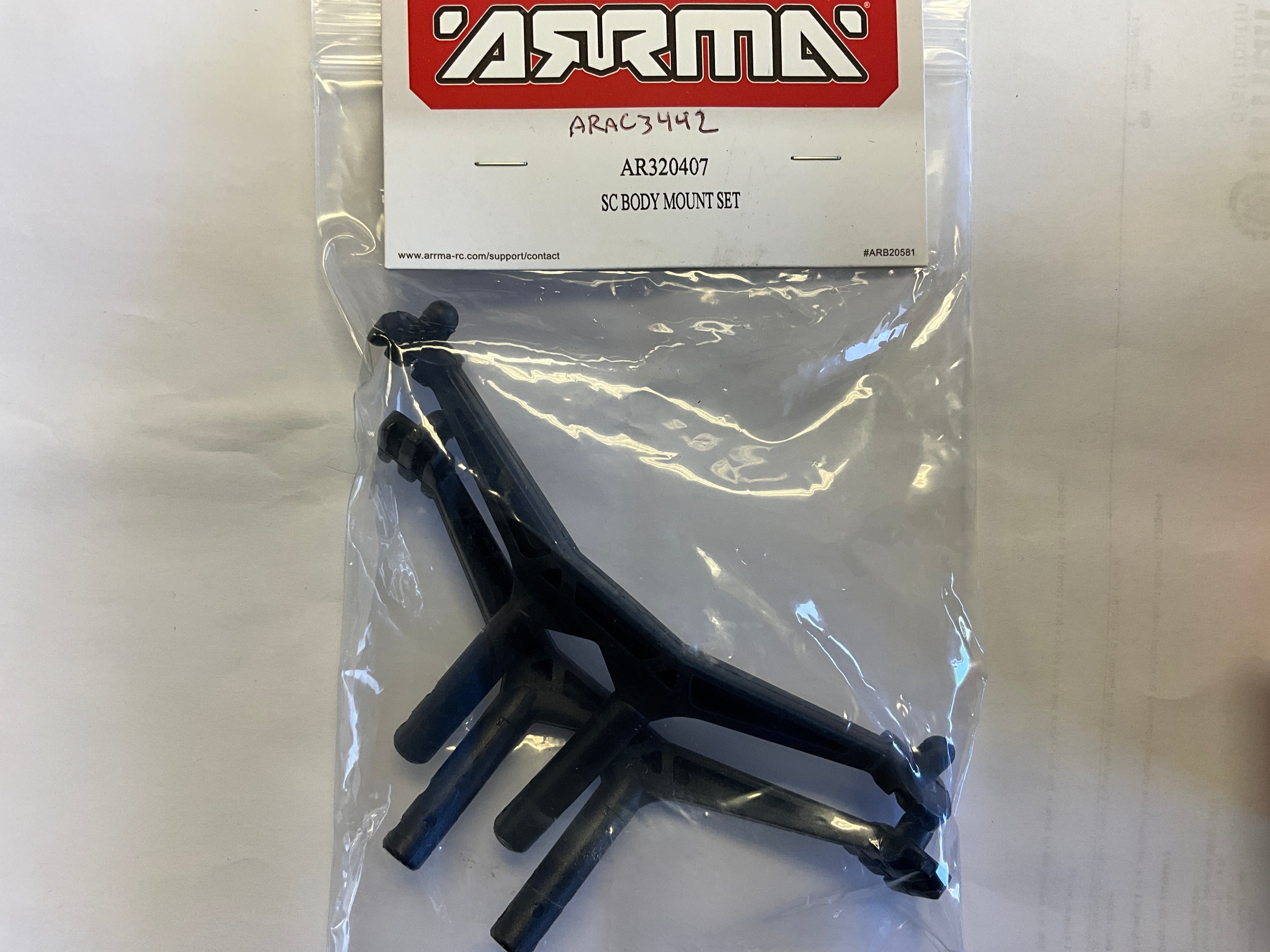 ARRMA Short Course Body Mount Set AR320407