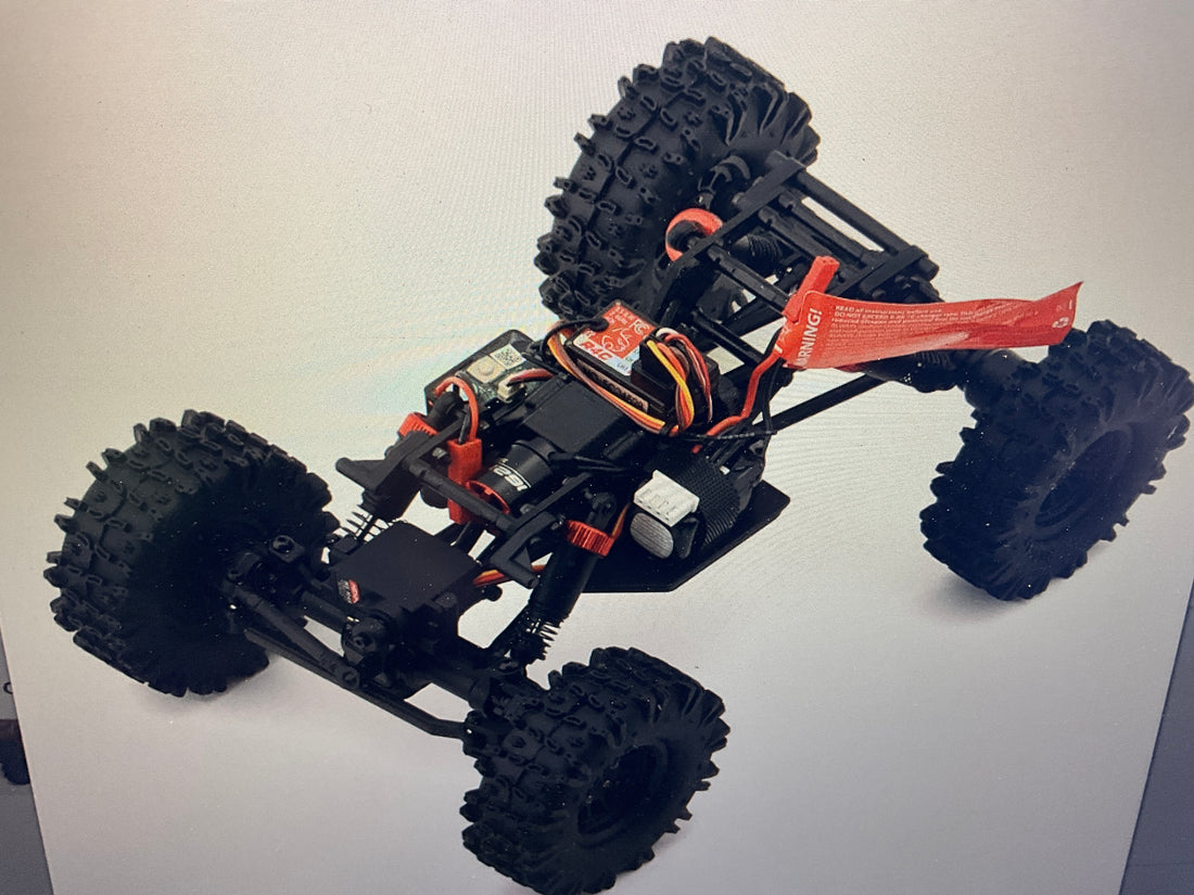 Redcat Ascent-18 Apex 1/18 4WD RTR Brushless Rock Crawler (Red) w/2.4GHz Radio, Battery &amp; Charger