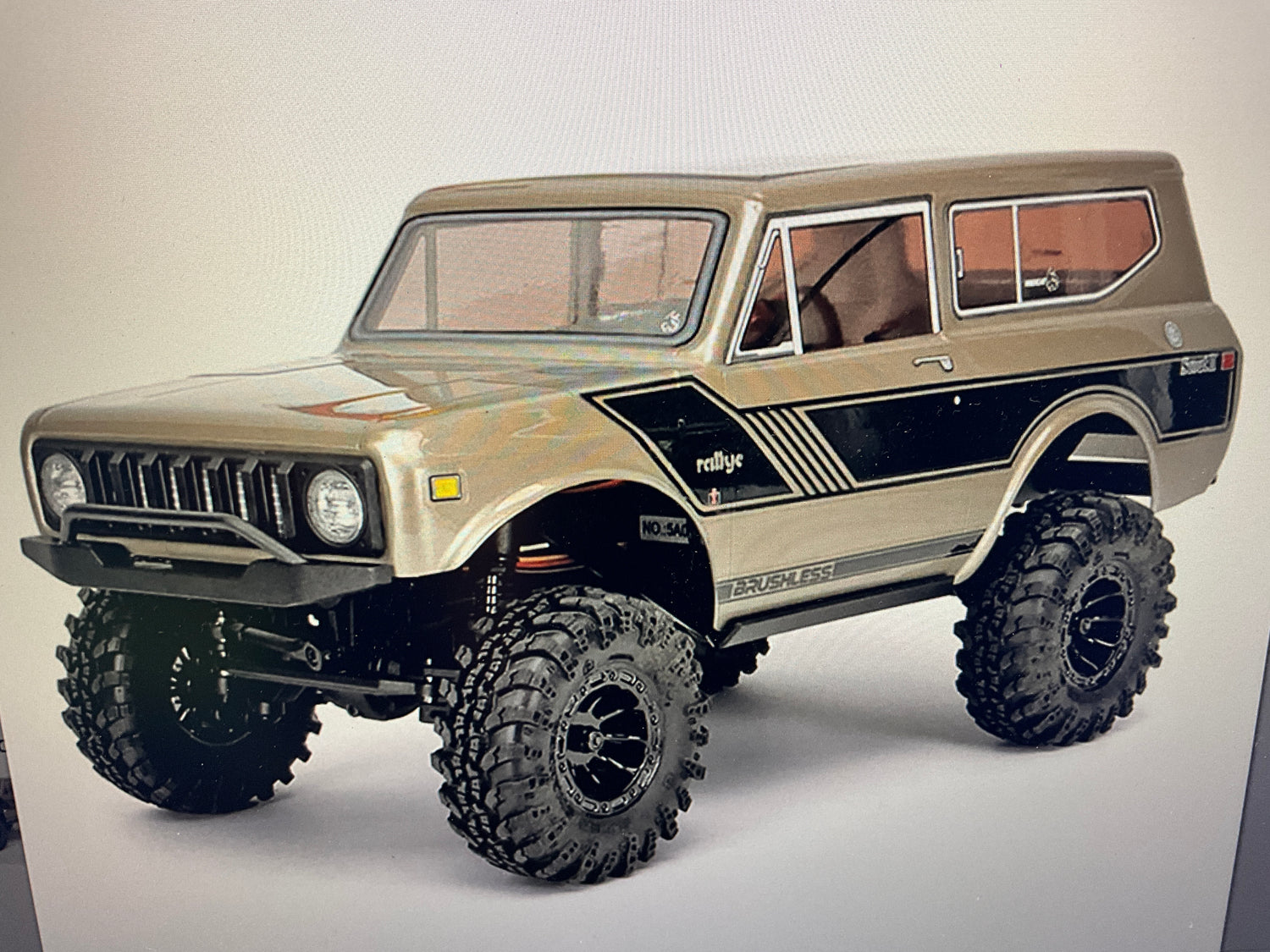Redcat Ascent-18 International Scout II 1/18 4WD RTR Brushless Rock Crawler  w/2.4GHz Radio, Battery &amp; Charger