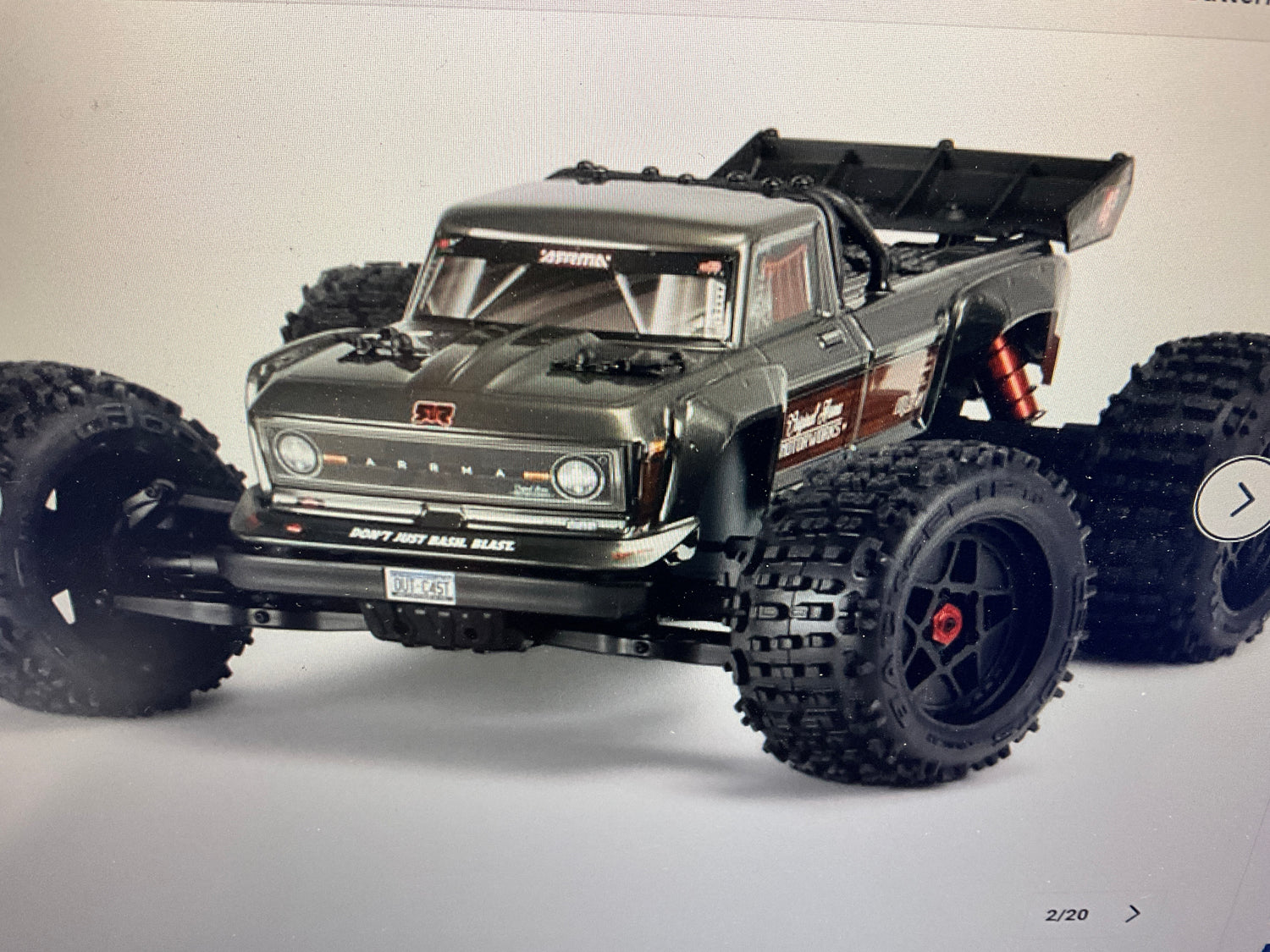 1/10 OUTCAST 4X4 4S V2 BLX Stunt Truck RTR, Gunmetal