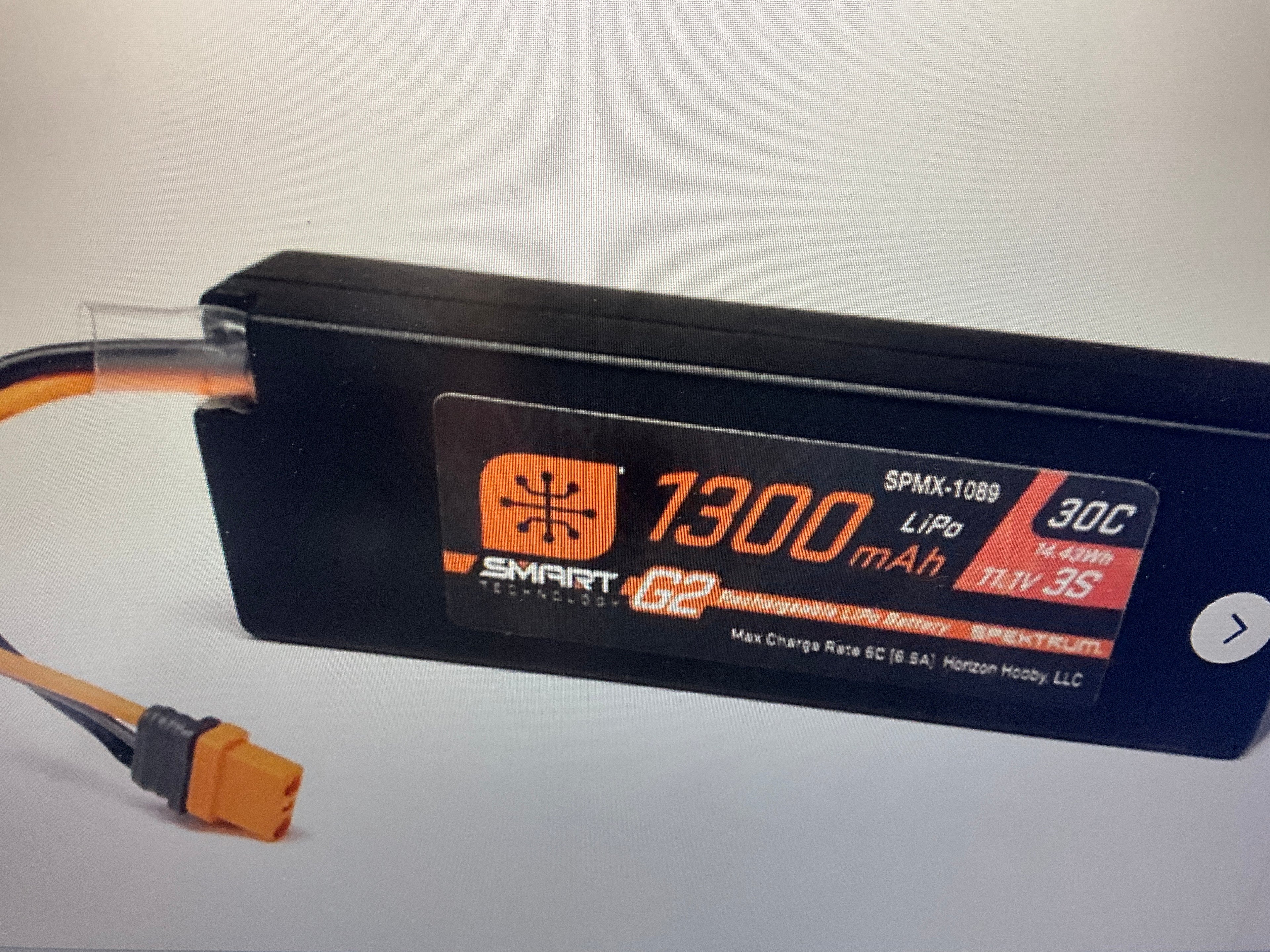 SPEKTRUM 11.1V 1300mAh 3S 30C Smart G2 LiPo Battery: IC2