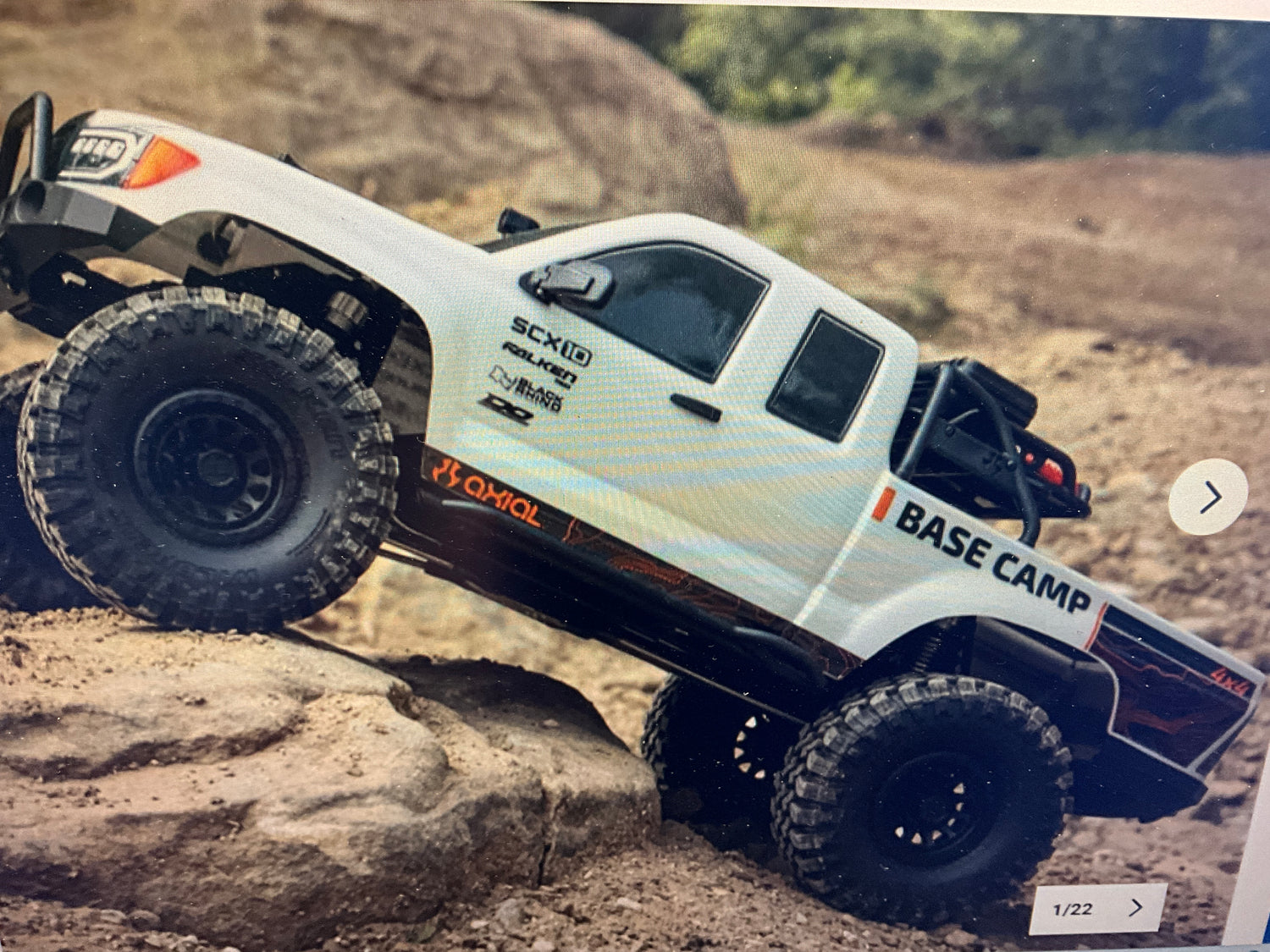 AXIAL 1/10 SCX10 III Base Camp 4X4 Rock Crawler Brushed RTR