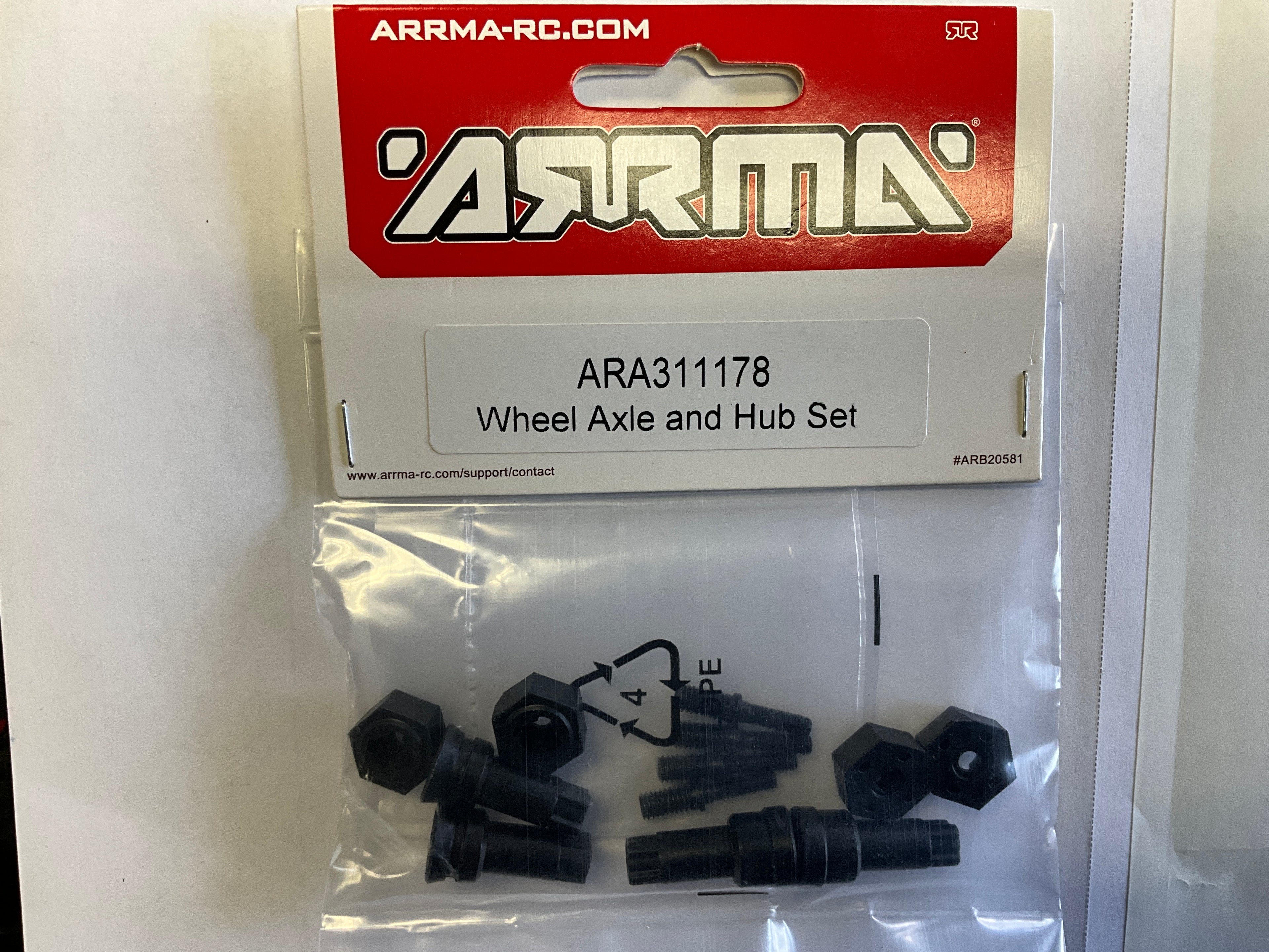 ARRMA Wheel Axle and Hub Set