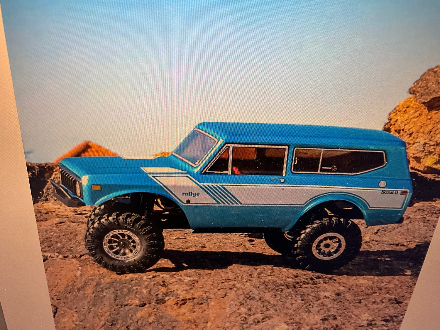 Redcat Ascent-18 International Scout II 1/18 4WD RTR Rock Crawler (Blue) w/2.4GHz Radio, Battery &amp; Charger